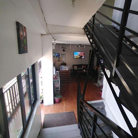 Alec Lodge Coron Exterior photo